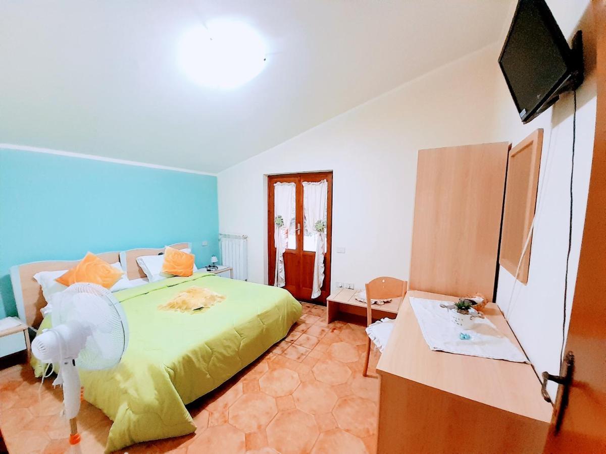 Hotel Affittacamere Novella 特拉蒙蒂 外观 照片